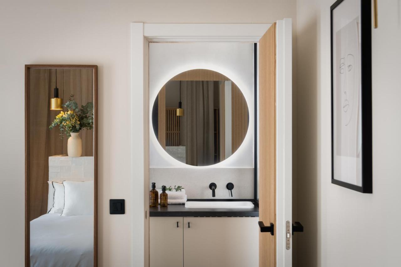 Magno Apartments Robles With Jacuzzi And Private Parking Sevilla Eksteriør billede